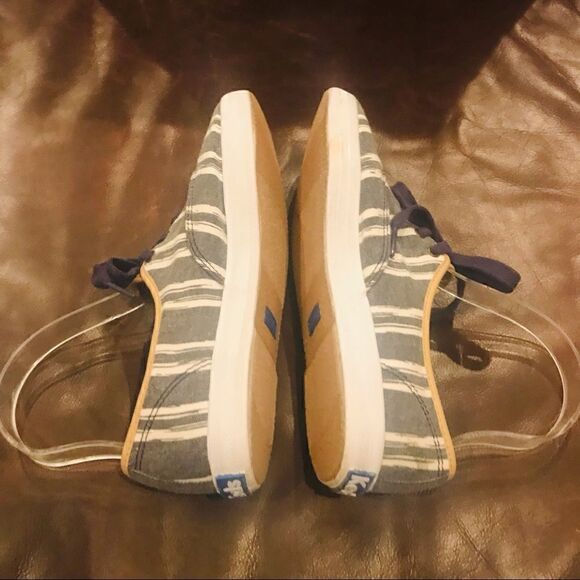 Keds Striped Distressed Sneakers   - Picture 4 of 8